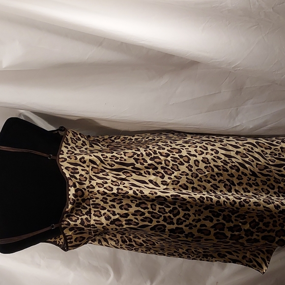 MORGAN TAYLOR INTIMATES - Picture 4 of 5